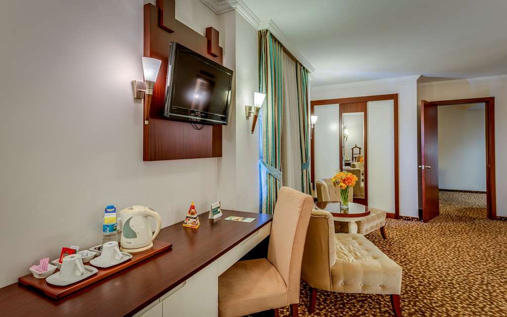 Images Best Western Plus Khan Hotel