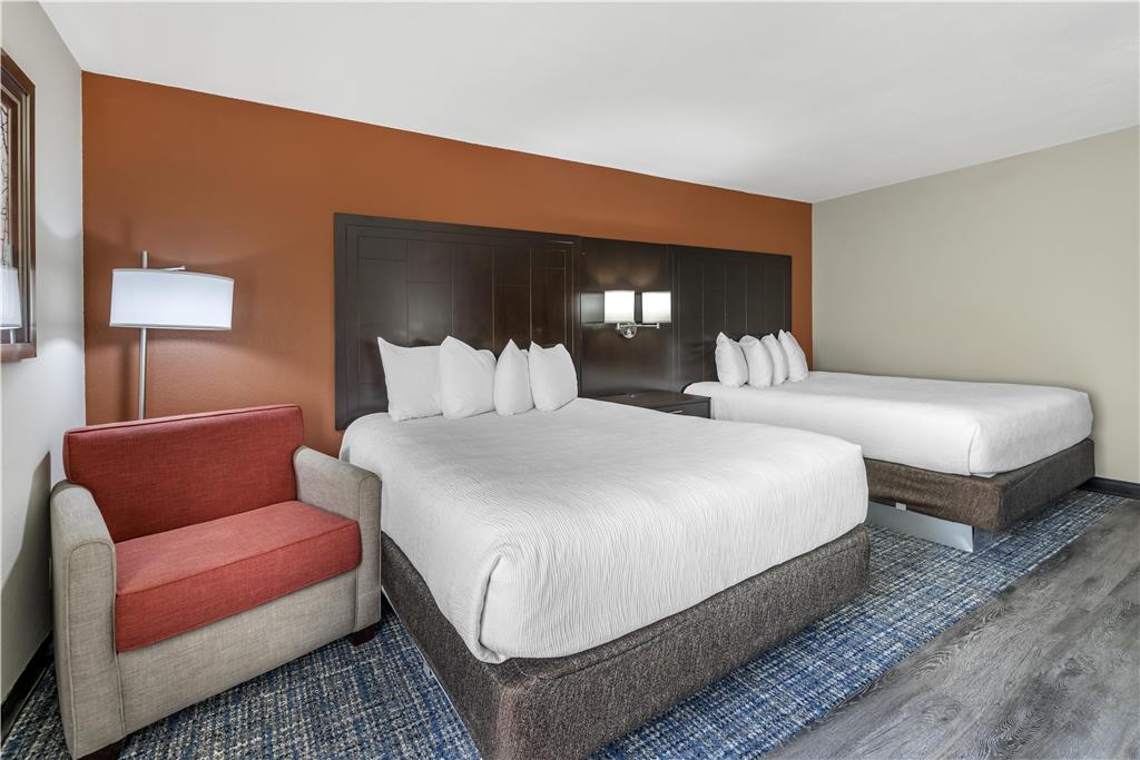 Standard two queen beds