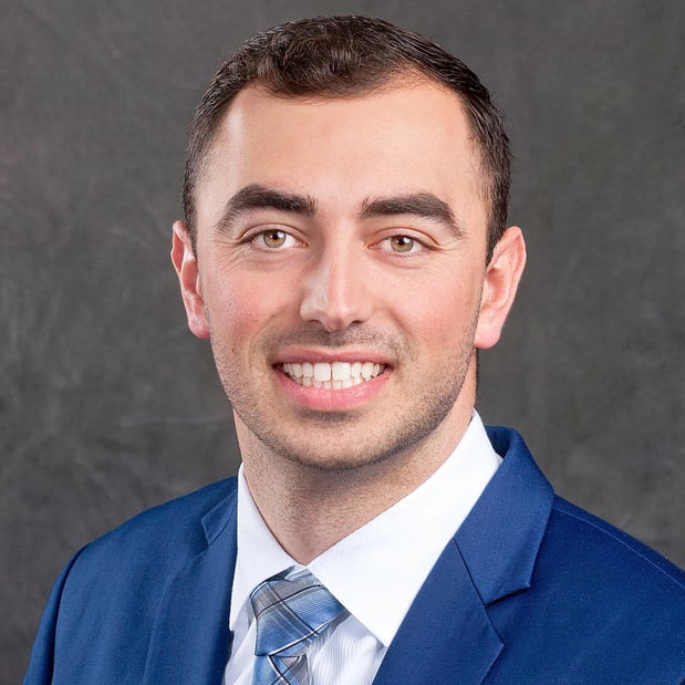 Images Edward Jones - Financial Advisor: Max Benrud, CFP®