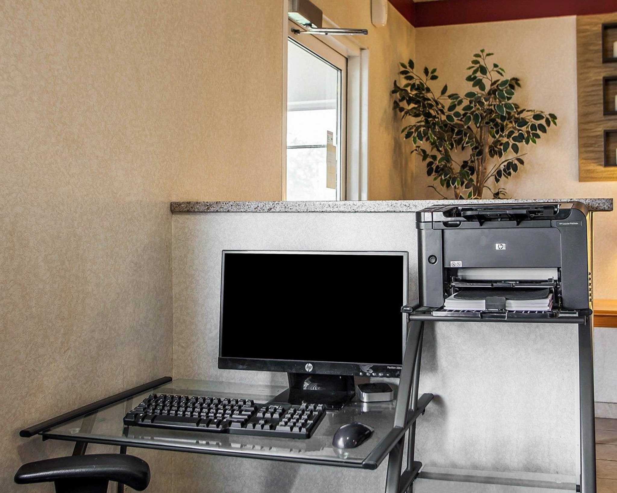 Comfort Inn, Rockford Illinois (IL) - LocalDatabase.com