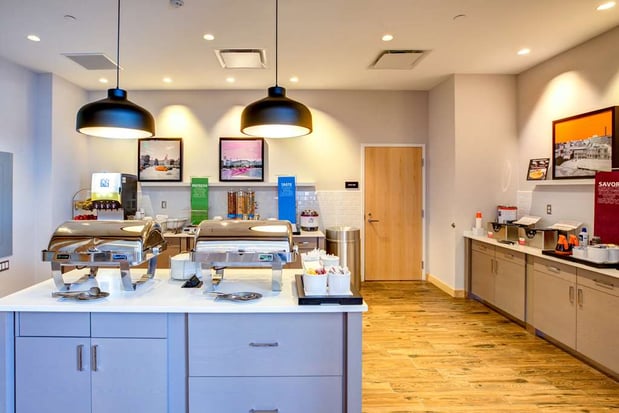 Images Hampton Inn and Suites Boston/Waltham