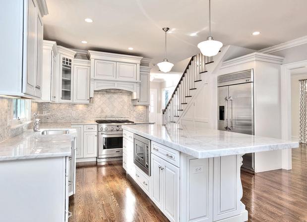 Images Julia Broder, Coldwell Banker Realty