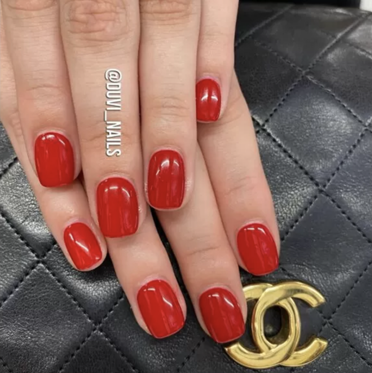 Bilder Nagelstudio Zürich - DUVI Nails an der Langstrasse
