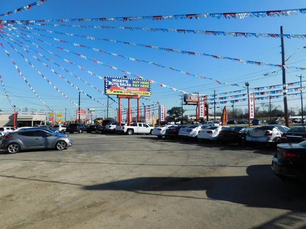 Images Mikeys Auto Sales
