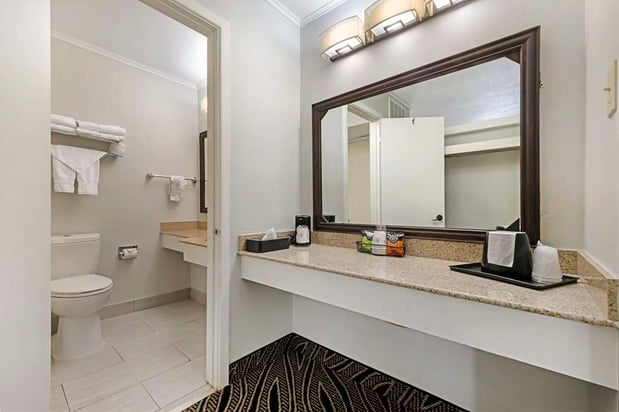Images Best Western Red Carpet Inn