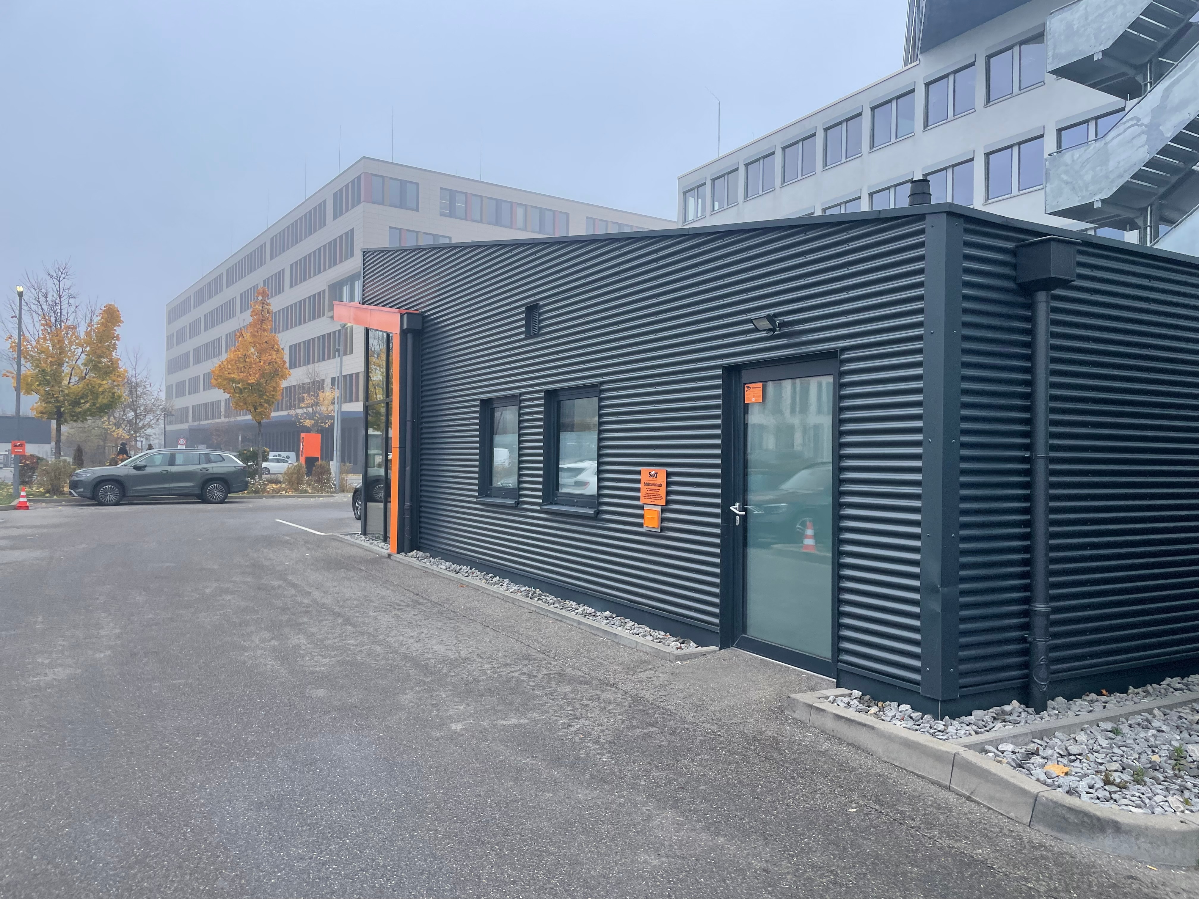 SIXT Mietwagen & Transporter mieten Stuttgart Vaihingen, Industriestr. 26 in Stuttgart