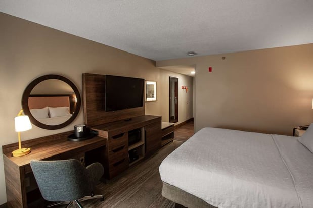 Images Hampton Inn Springfield