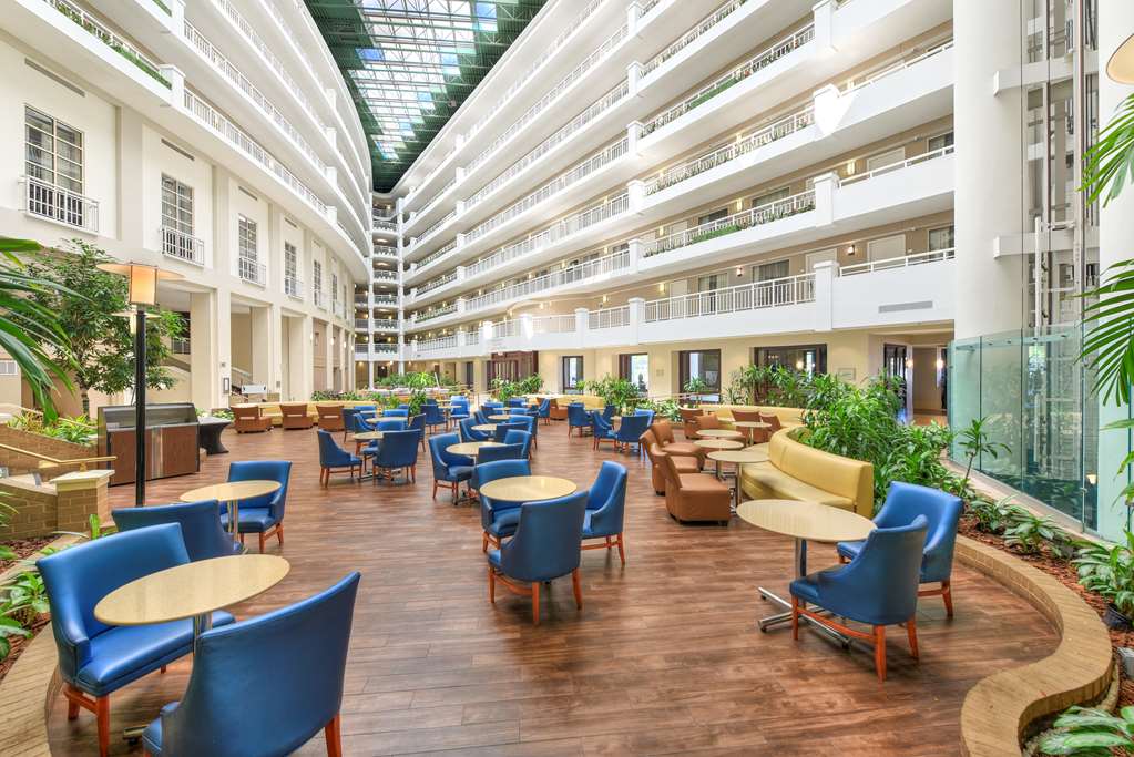Lobby Embassy Suites by Hilton Alexandria Old Town Alexandria (703)684-5900
