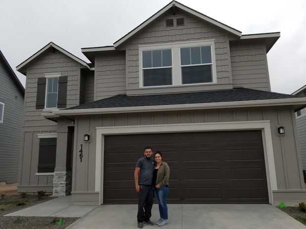 Images Jenna Nash, REALTOR | Resolute Realty | Silvercreek Realty Group