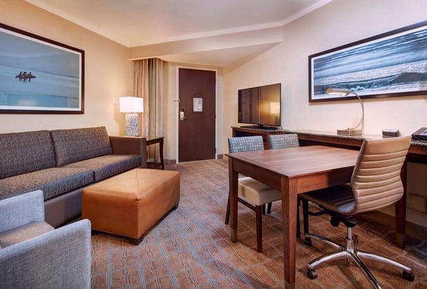 Images Embassy Suites by Hilton San Diego La Jolla