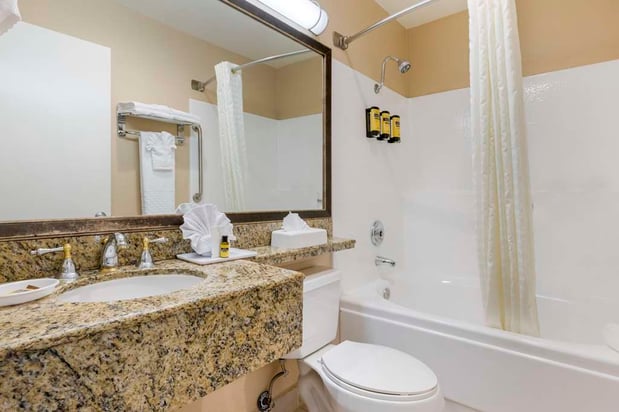 Images Best Western Plus Marina Shores Hotel
