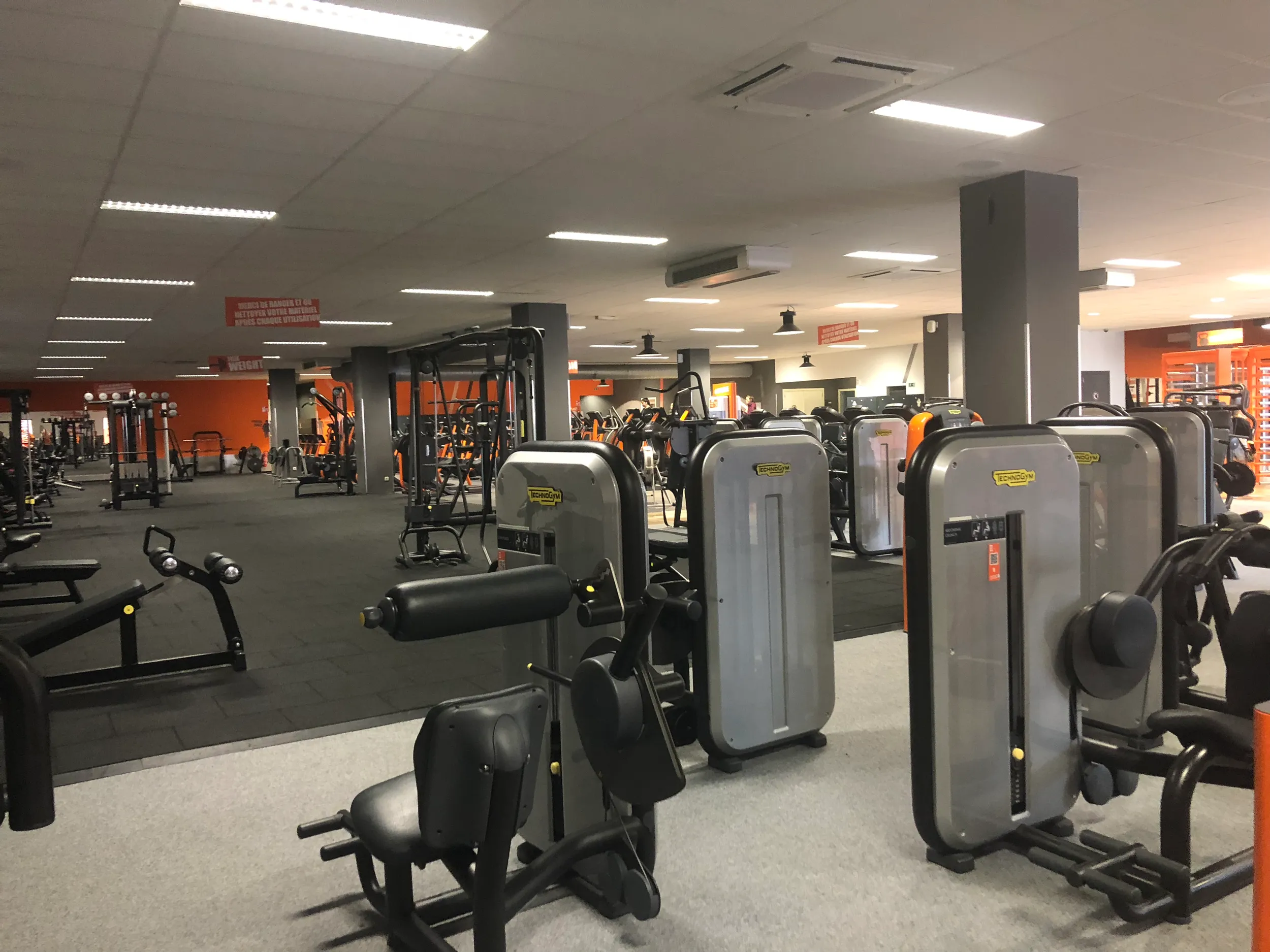 Images Basic-Fit 24/7