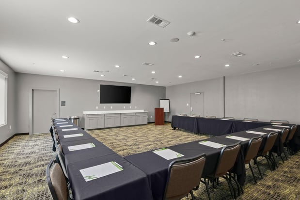 Images Holiday Inn Gonzales by IHG