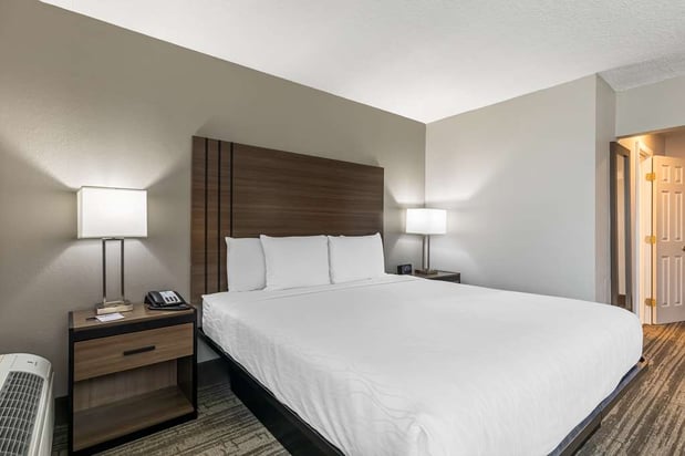 Images Best Western Plus Laurel