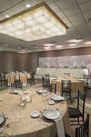 Images Hilton Birmingham Downtown at UAB