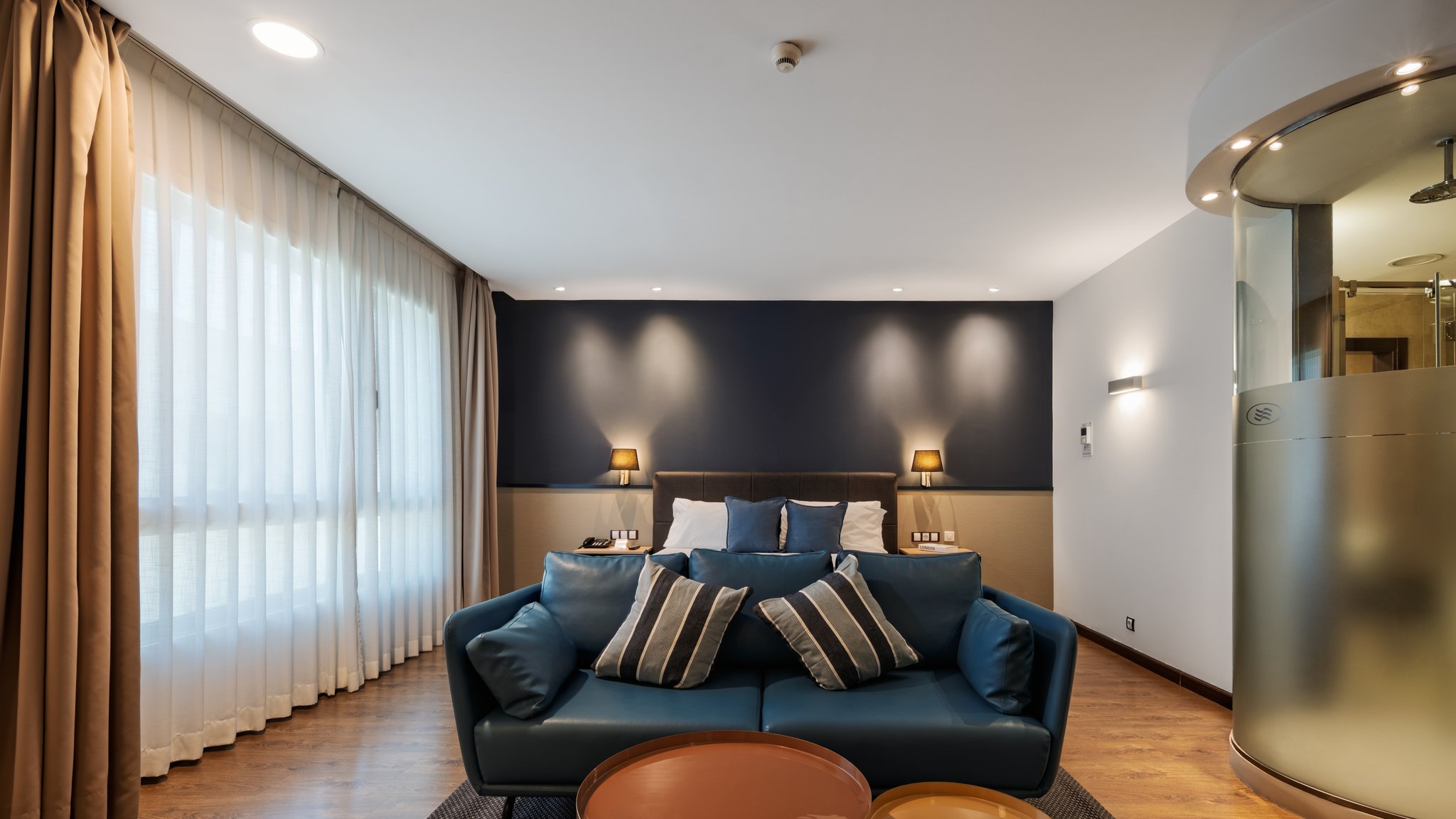 Images Crowne Plaza Madrid Airport by IHG