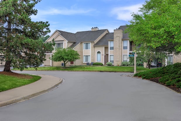 Images Manors at Knollwood
