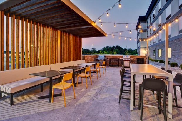 Images Home2 Suites by Hilton Traverse City