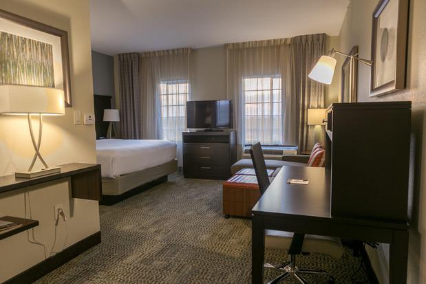Images Staybridge Suites Austin North - Parmer Lane by IHG