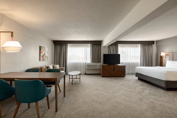 Images Holiday Inn Virginia Beach - Norfolk by IHG