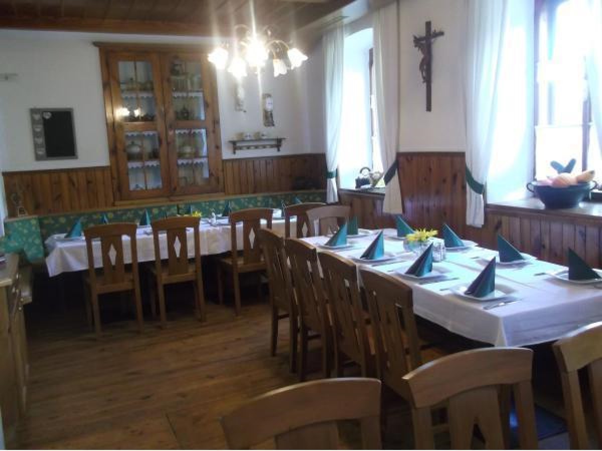 Gasthaus Mayrleitner - Familie Falterbauer, Wagenham 14 in Pischelsdorf am Engelbach