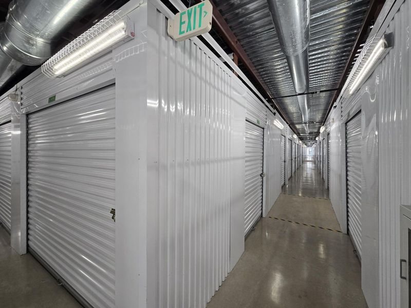 Images Extra Space Storage