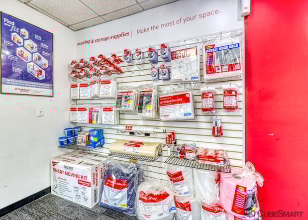 Images CubeSmart Self Storage