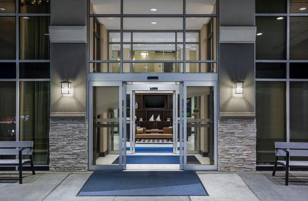 Images Holiday Inn Express & Suites Laurel by IHG