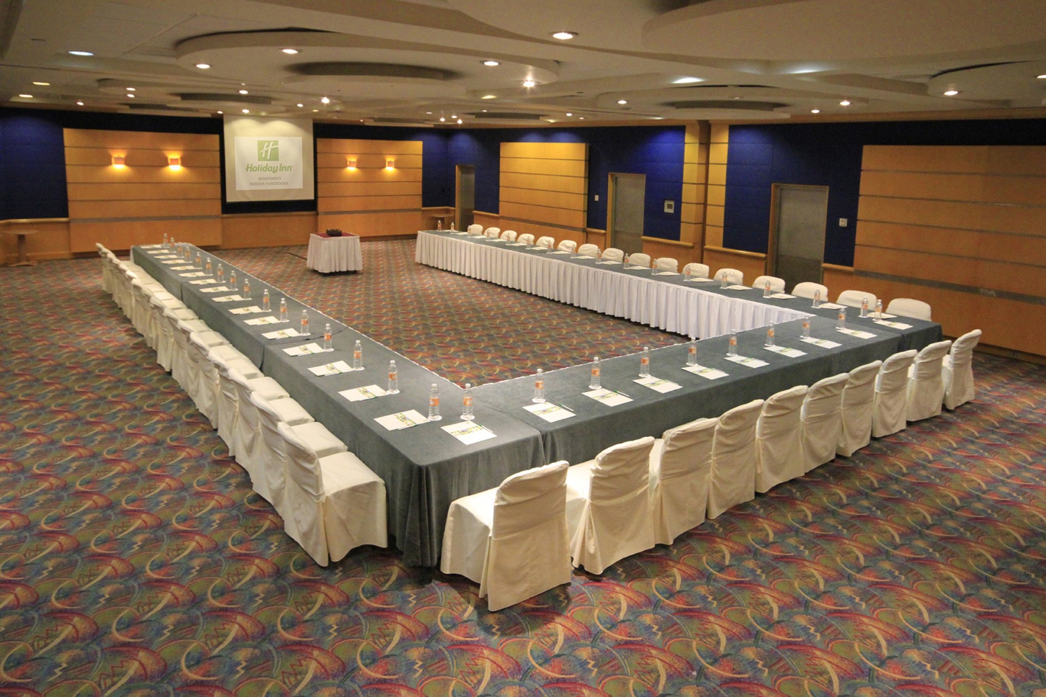 Images Holiday Inn Monterrey-Parque Fundidora by IHG