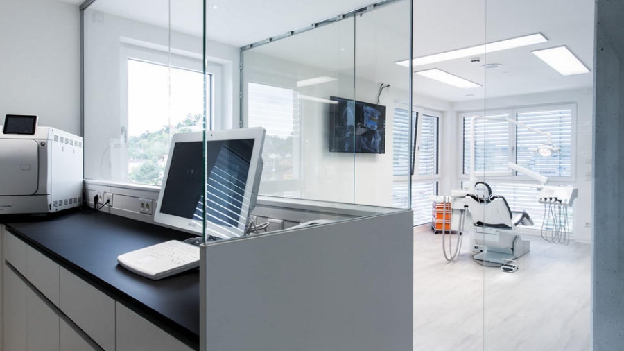 Dr. med. dent. Suk-Yung Kim, Regensburger Str. 49 in Burglengenfeld