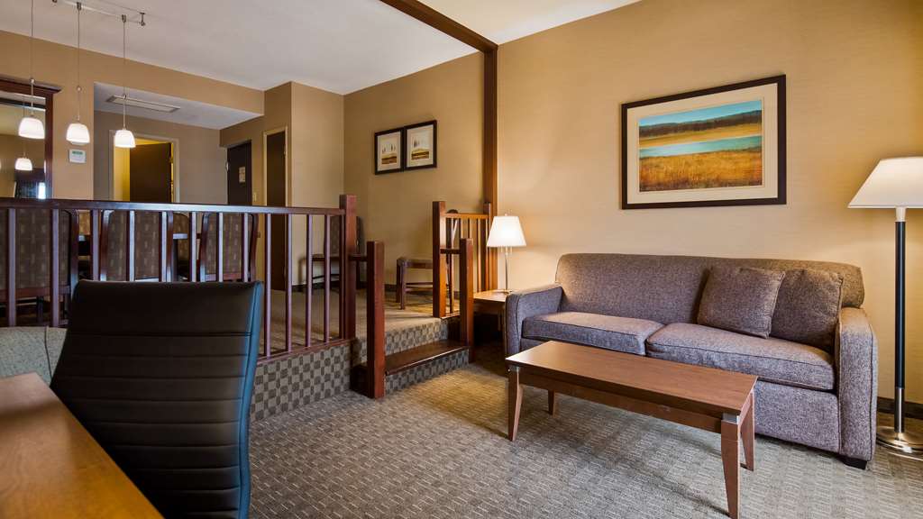 Guest Room Best Western Plus Lamplighter Inn & Conference Centre London (519)681-7151