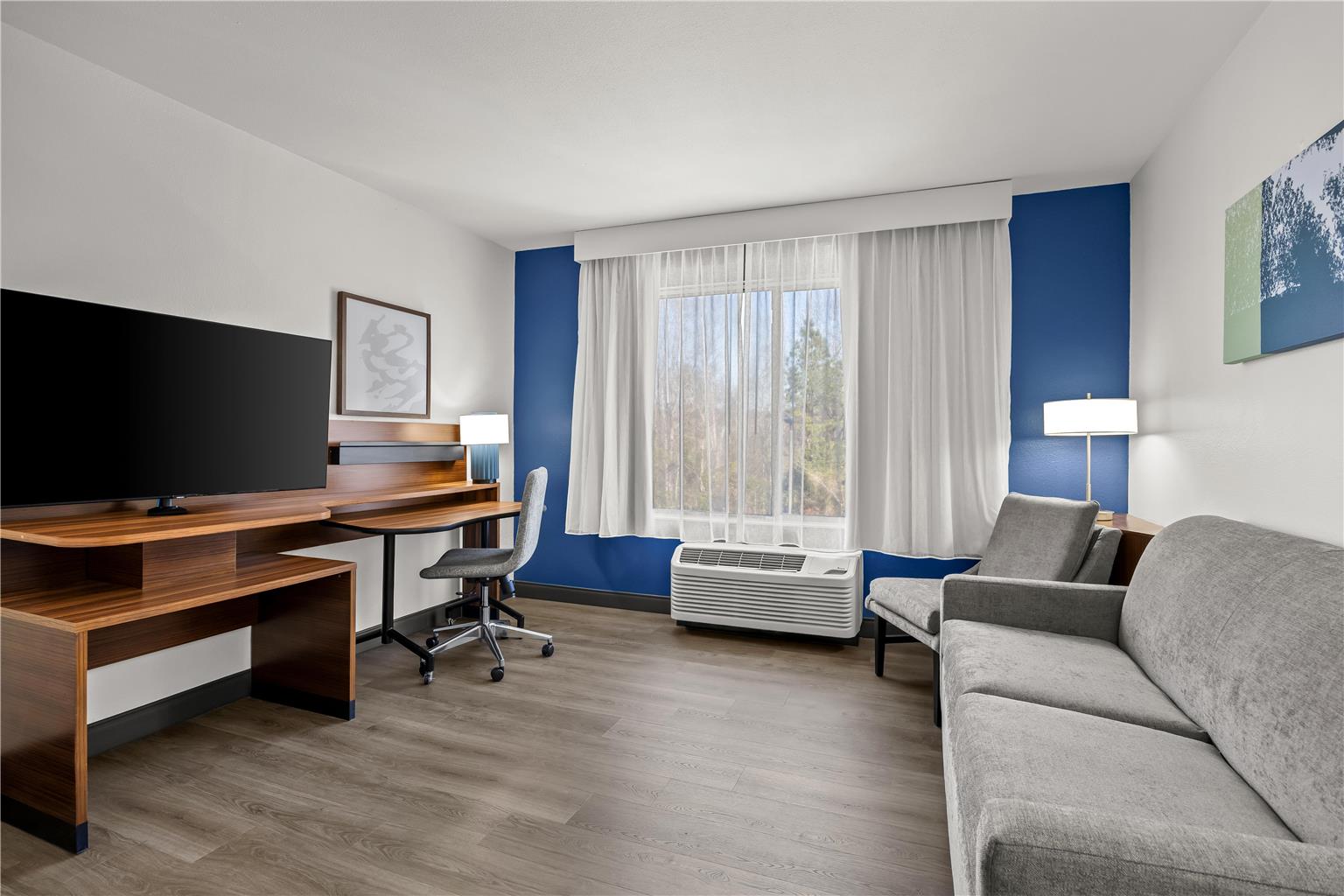 Guest room 