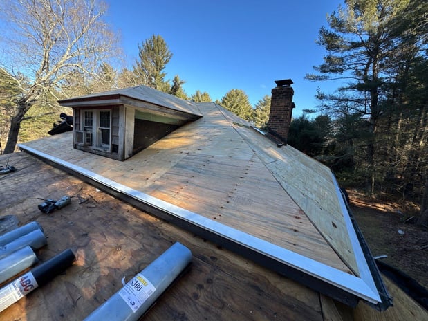 Images SkyShield Roofing of New England