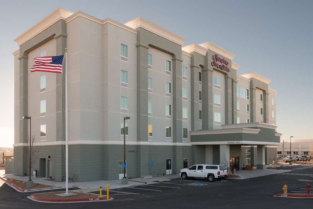Hampton Inn & Suites Albuquerque North/I-25 - Albuquerque, NM 87109 - (505)345-4500 | ShowMeLocal.com