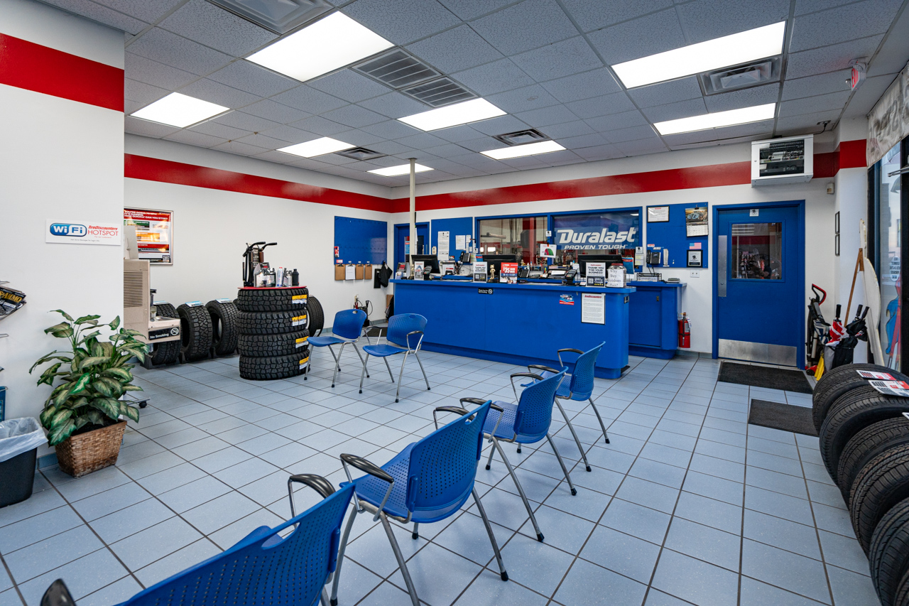 Tire Discounters Image