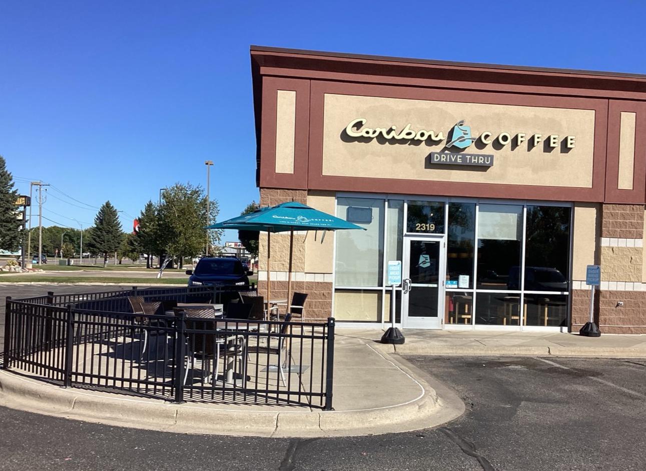 Storefront of the Caribou Coffee at 2319 1st Street South in Willmar