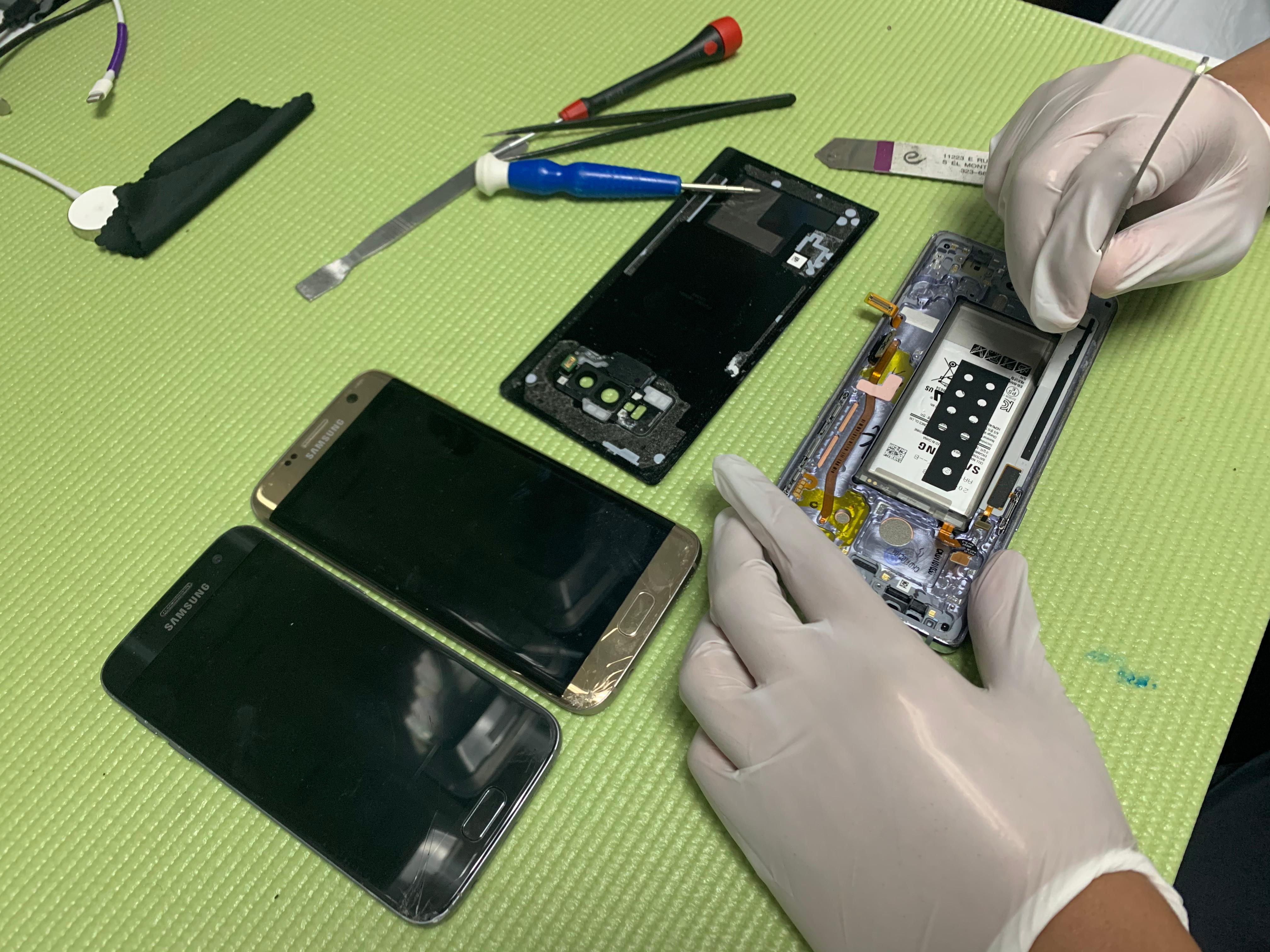 CPR Cell Phone Repair Henderson - Wireless Doctor Photo
