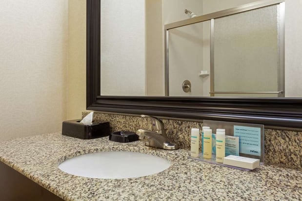 Images Hampton Inn Ozark