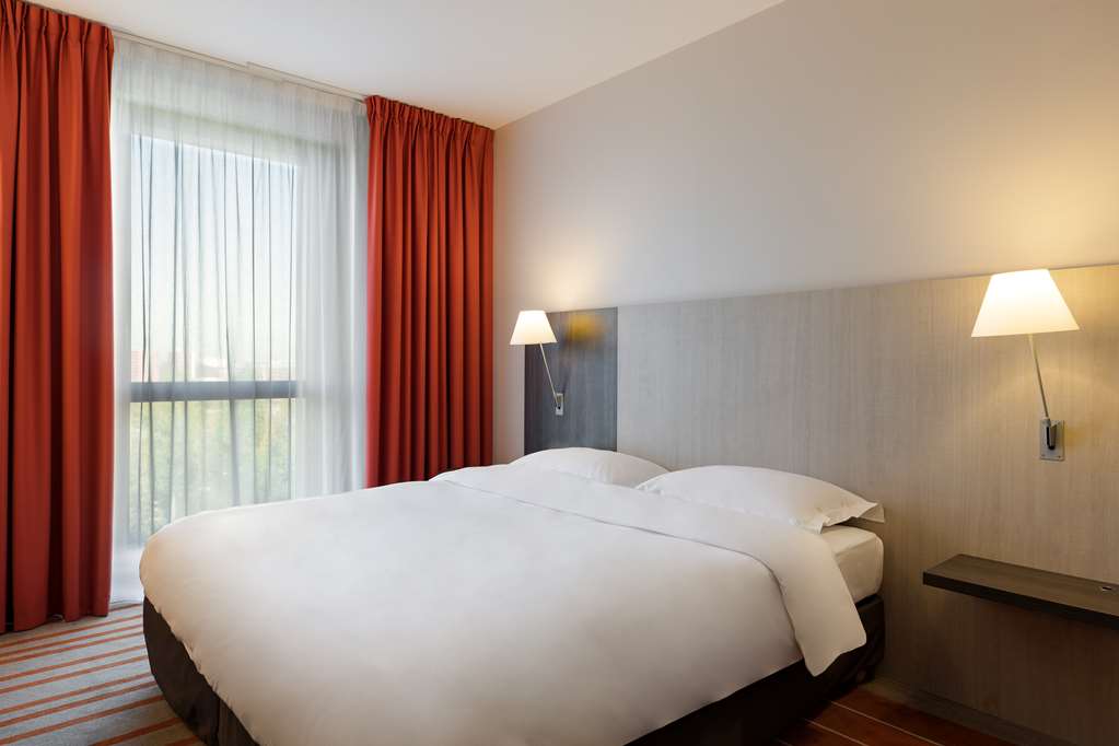 Standard Room Park Inn by Radisson Lille Grand Stade Villeneuve-d'Ascq 03 20 64 40 00