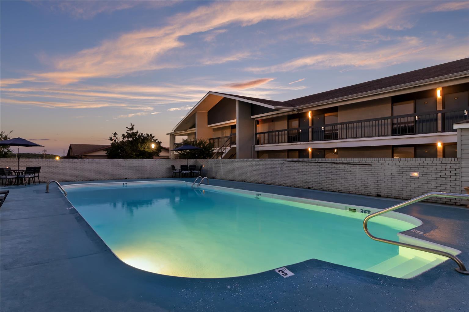Pool Twilight