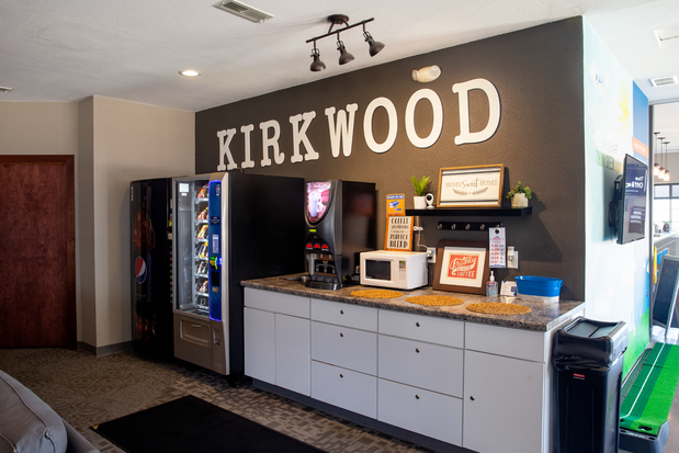 Images Campus View and Kirkwood Court