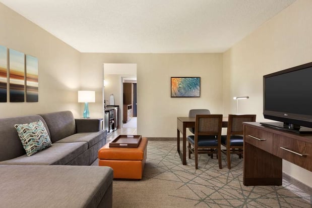 Images Embassy Suites by Hilton San Luis Obispo