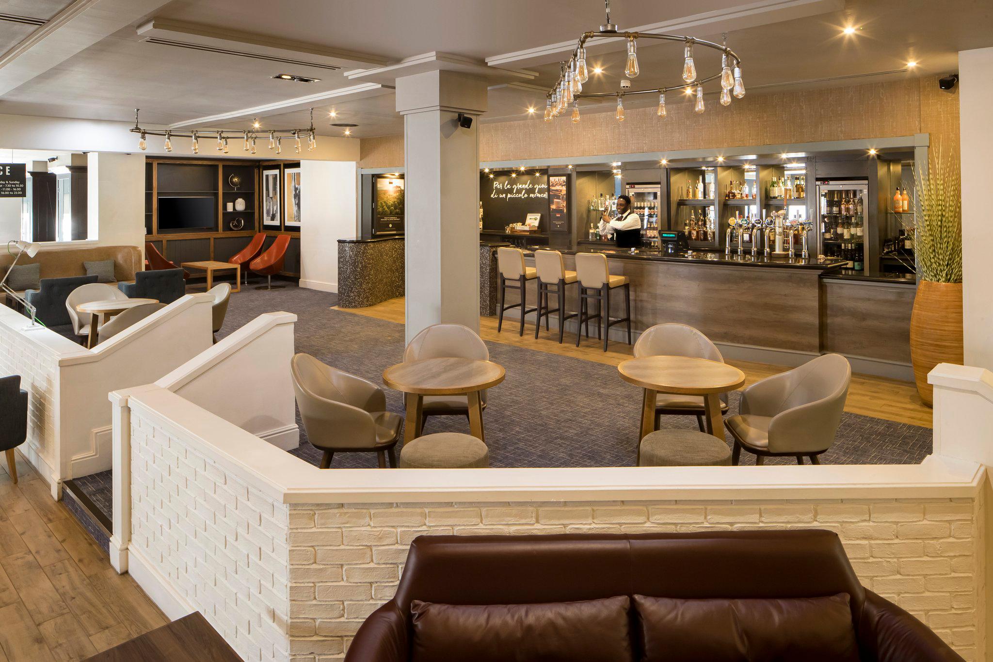 Crowne Plaza Solihull, an IHG Hotel Solihull 01216 239988