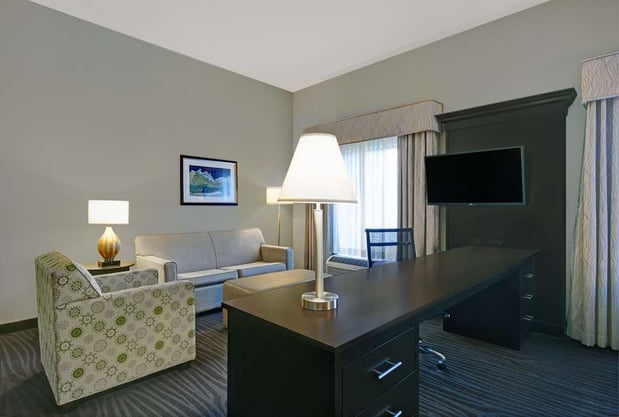 Images Hampton Inn & Suites Robbinsville