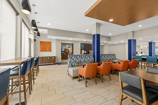 Images Holiday Inn Express & Suites Phoenix West - Tolleson by IHG