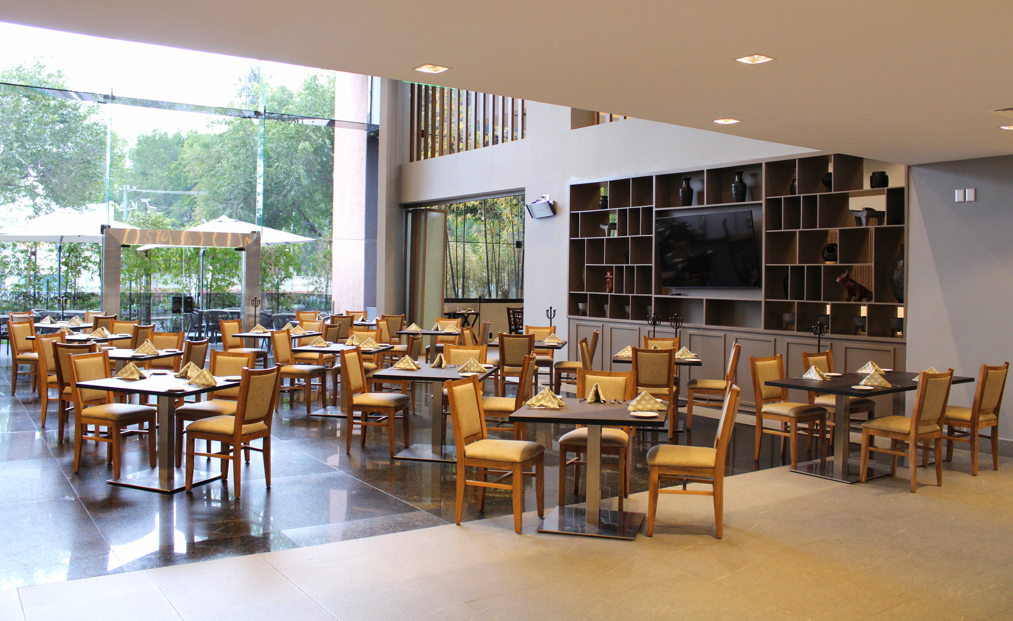 Images Holiday Inn Mexico Dali Airport by IHG