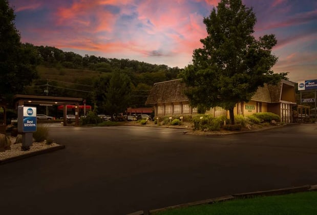 Images Best Western Braddock Inn