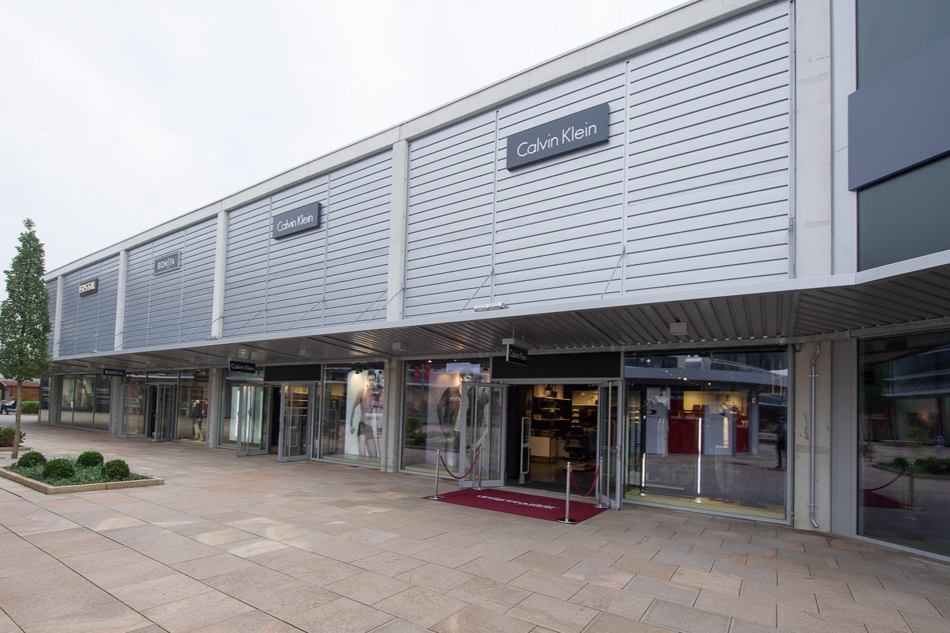 Calvin Klein Outlet, An der Vorburg 1 in Wolfsburg