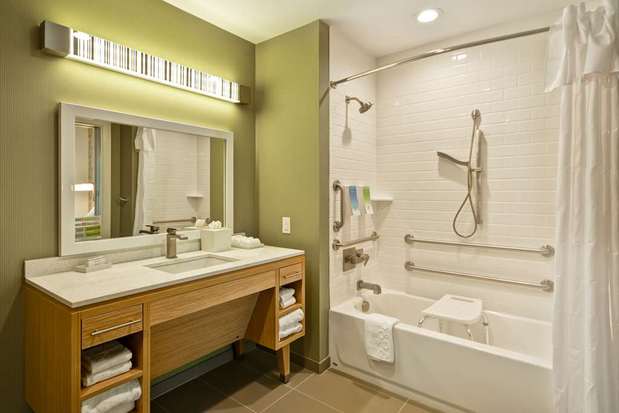 Images Home2 Suites by Hilton Dallas Downtown at Baylor Scott & White