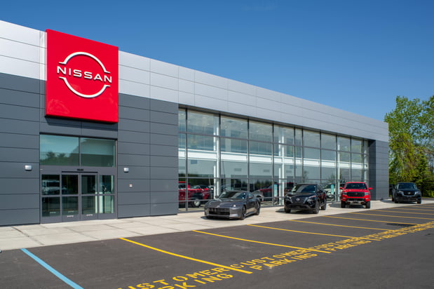 Images Lia Nissan of Saratoga